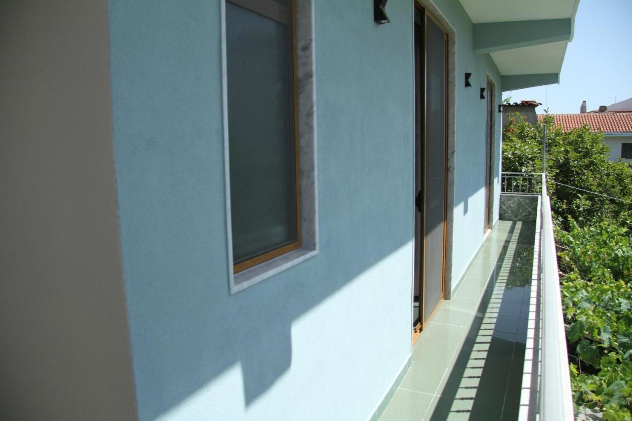 Shtepi Pushimi Lägenhet Durrës Exteriör bild