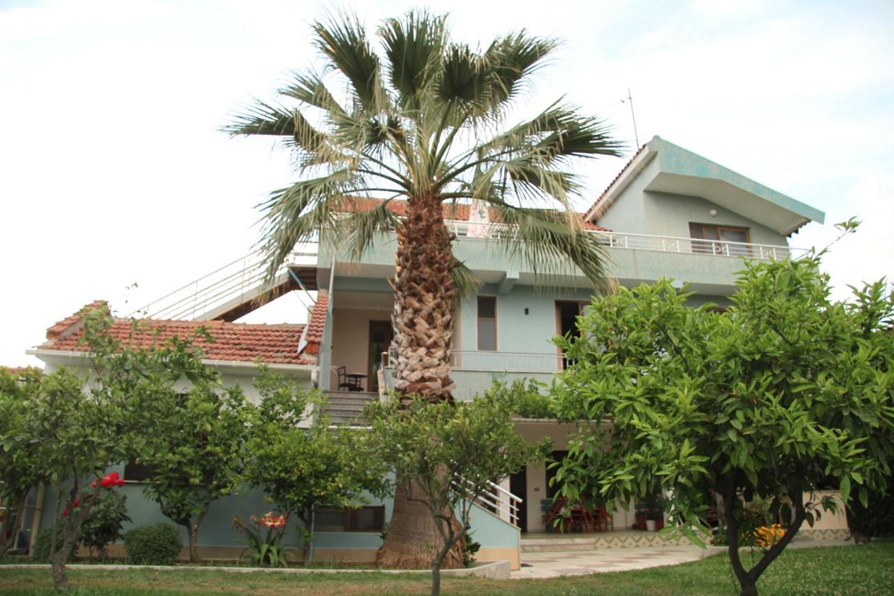 Shtepi Pushimi Lägenhet Durrës Exteriör bild
