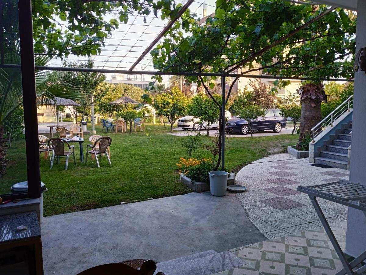 Shtepi Pushimi Lägenhet Durrës Exteriör bild